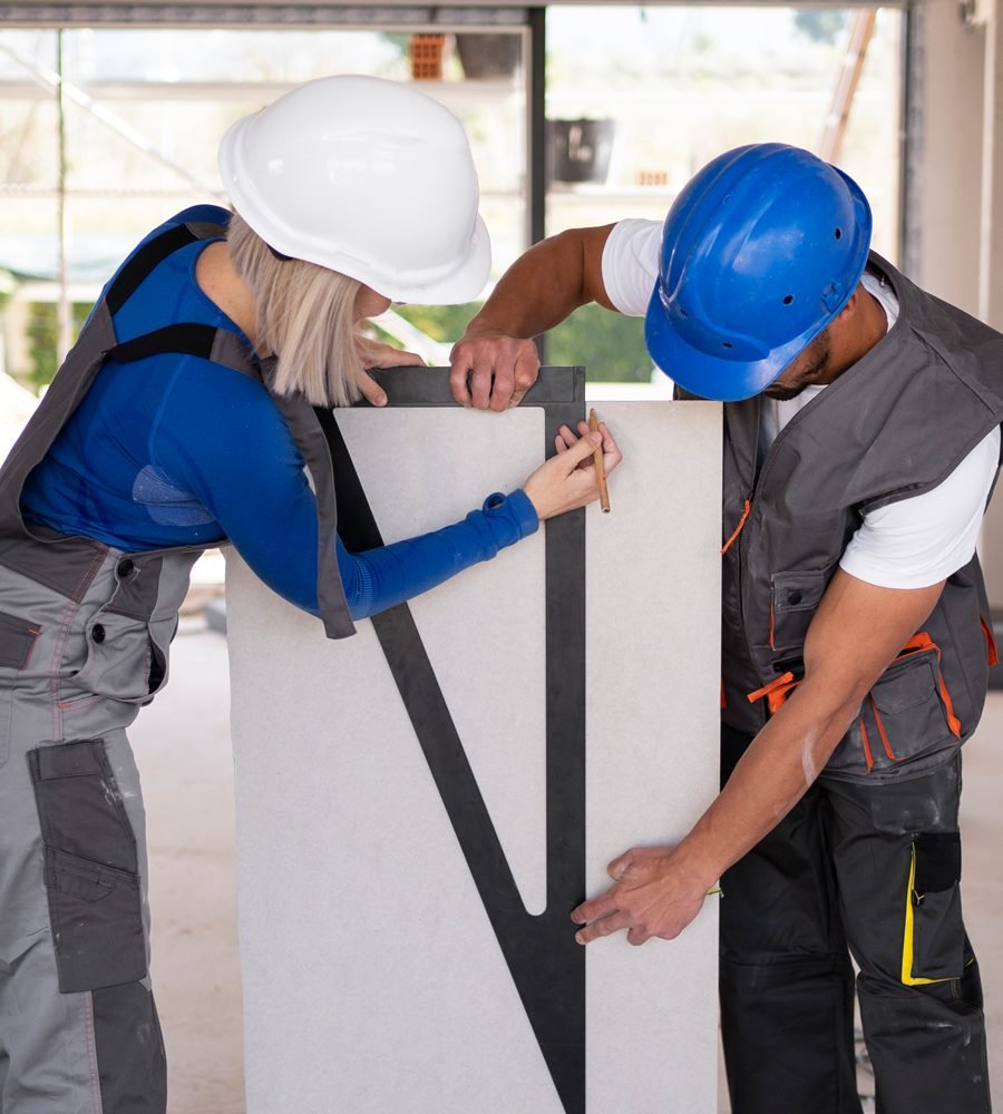 side-view-people-working-together